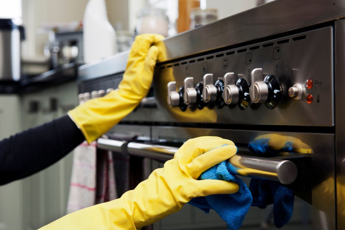 Preparation is Key of cleaning oven